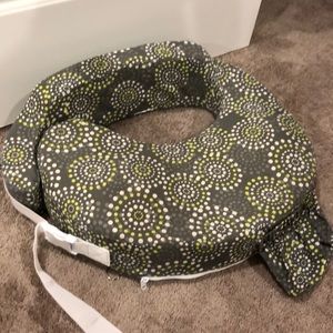 My Brest Friend Original Nursing Posture Pillow